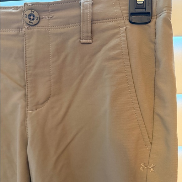 Youth Medium NWOT Under Armour pants - Picture 3 of 5